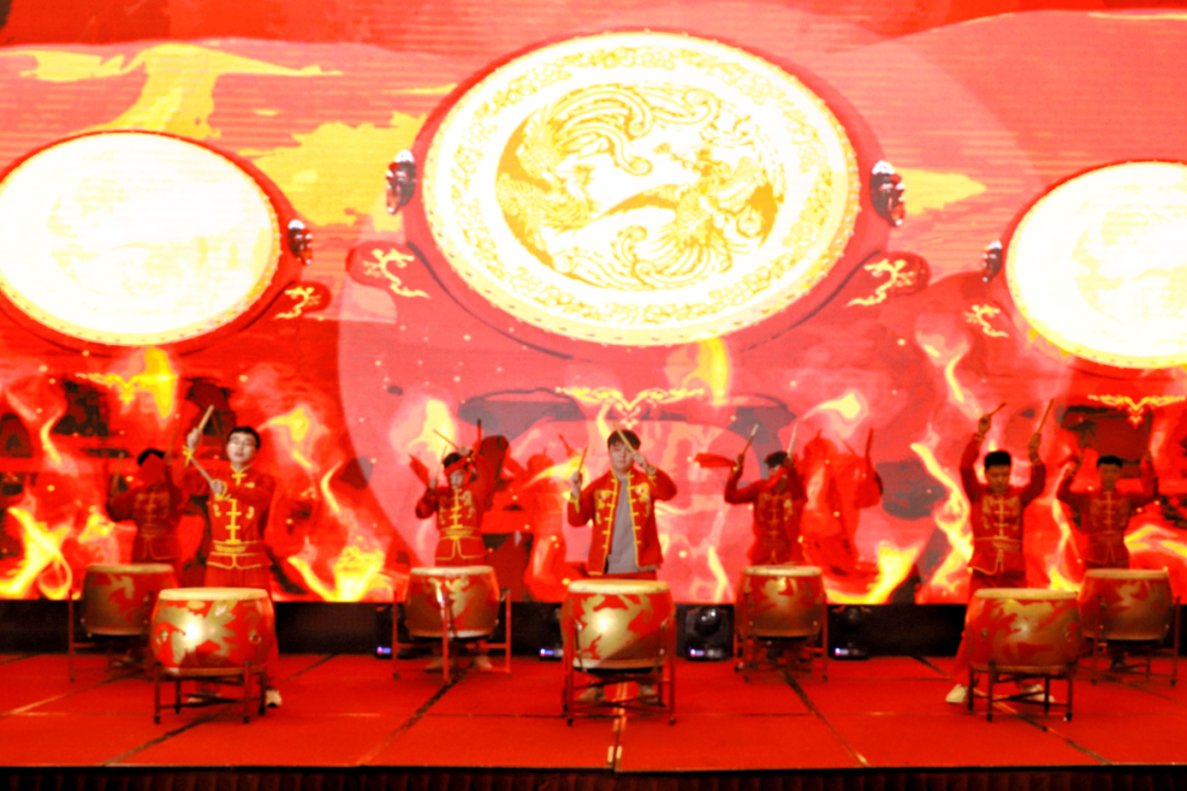 “康”哉之歌 豐“富”多彩 鳳舞“龍”飛 共慶新“年” “康”哉之歌 豐“富”多彩 鳳舞“龍”飛 共慶新“年”